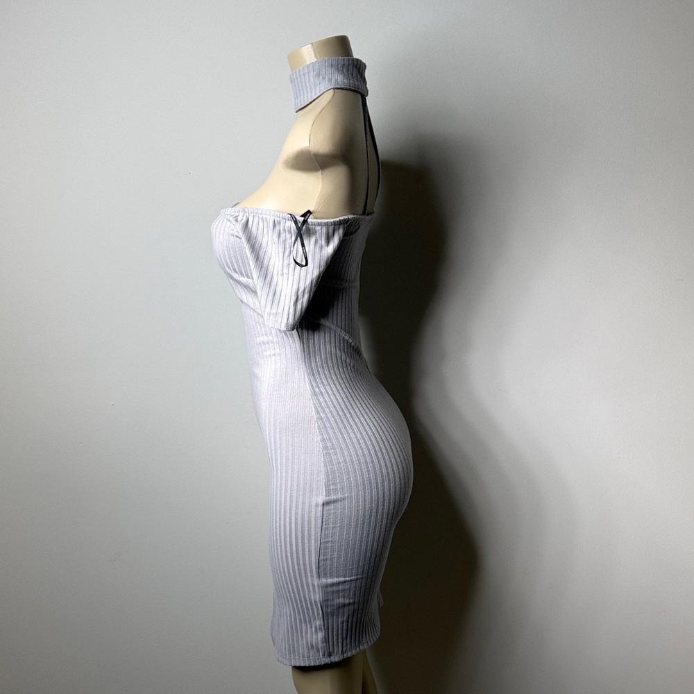 One-Shoulder Ribbed Bodycon Dress with Choker in Light Gray - Picture 6 of 9